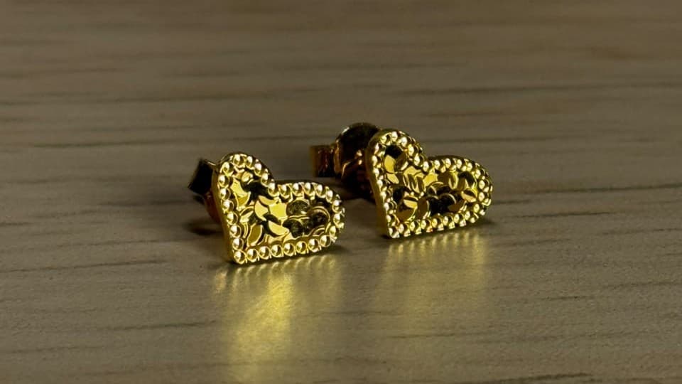 Topo corazón escamas